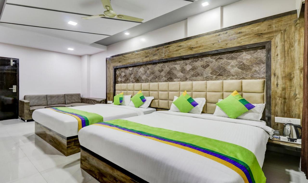 Treebo Sahara Suites 750 M From St Johns Medical College And Hospital 班加罗尔 外观 照片