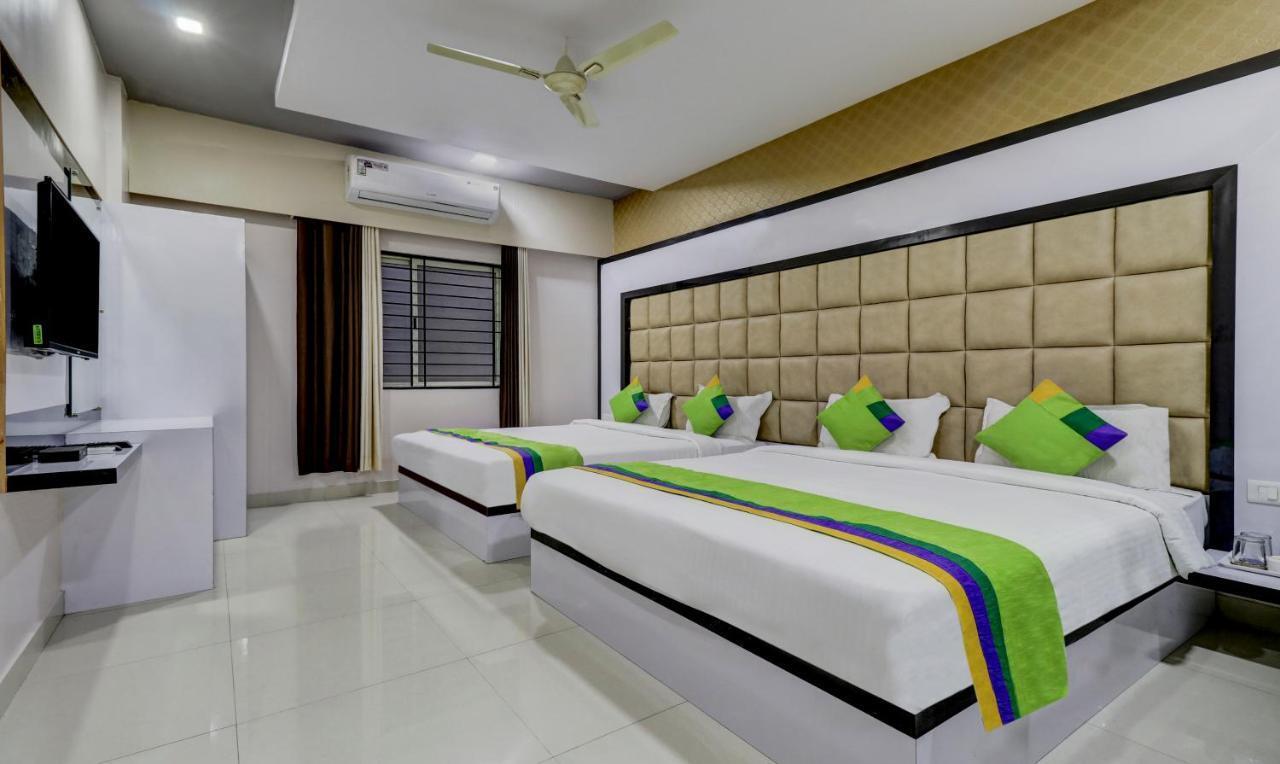 Treebo Sahara Suites 750 M From St Johns Medical College And Hospital 班加罗尔 外观 照片